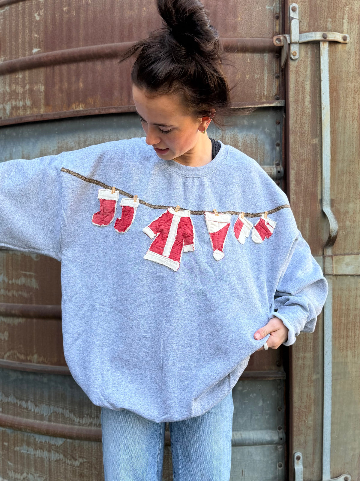 Santa Outfit Crew (XL) – Prim & Proper