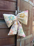 Bow Door Hanger