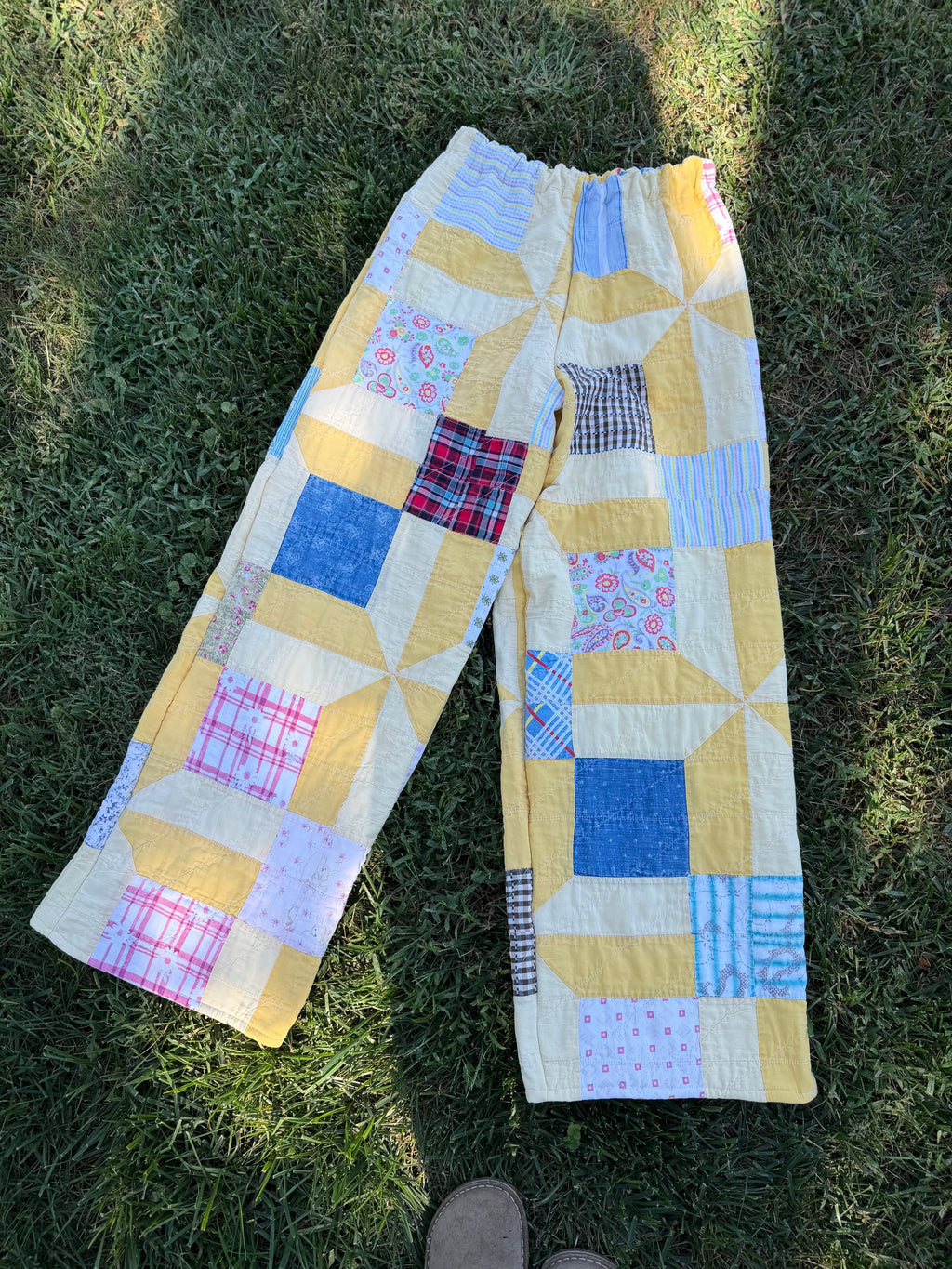 Yellow Pants (SM/MD)